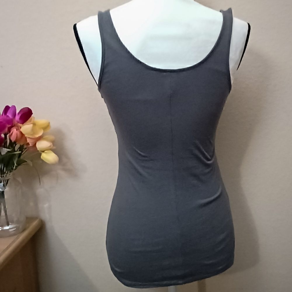 Moda International sequin tank top - Picture 3 of 6